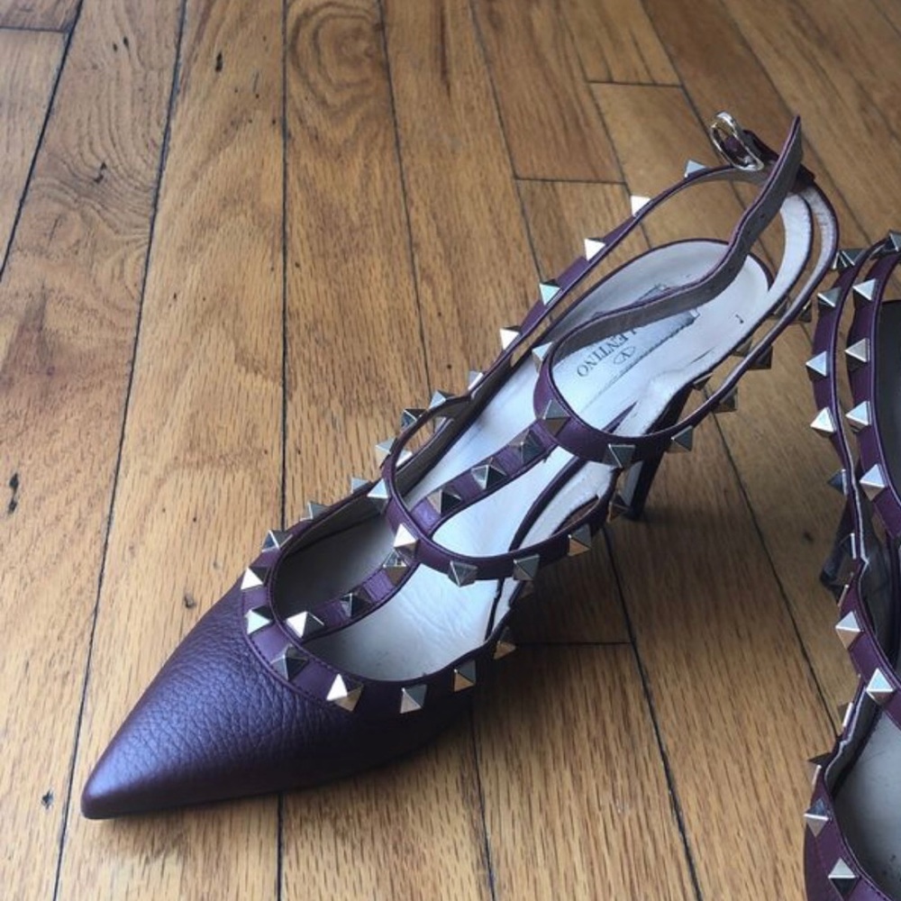 Valentino Rockstud burgundy leather heels.